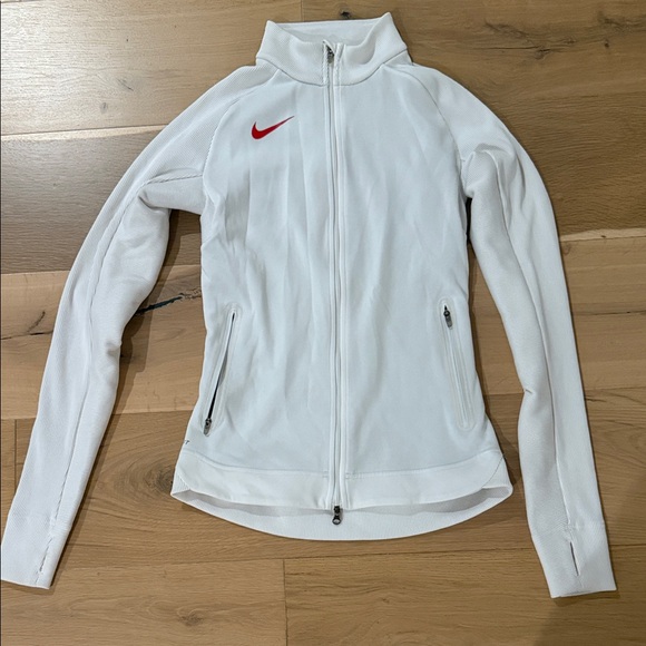 Nike Women's Japan White Ski Jacket with Red Logo - Picture 1 of 3